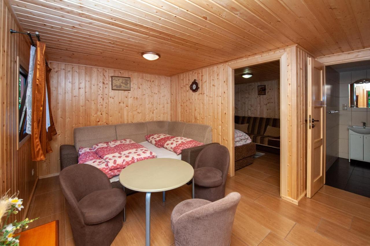 Domki, Pokoje U Malgosi Sztutowo Exteriör bild